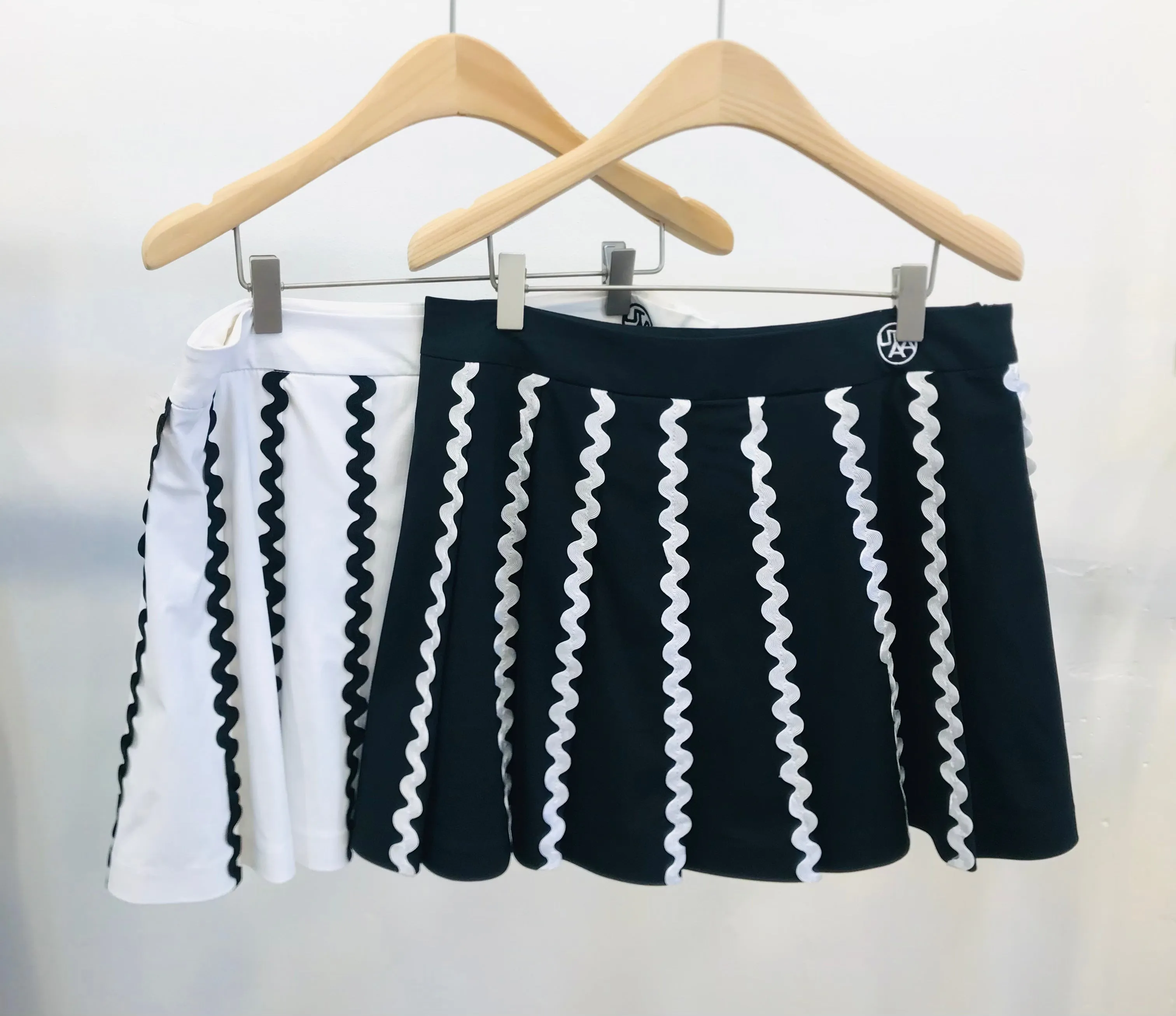 UTAA wave golf skirt